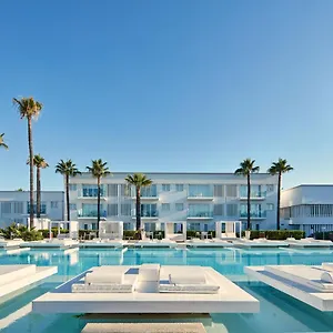 **** Resort So White Cyprus